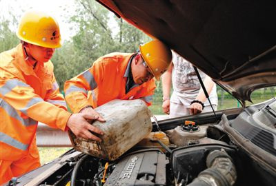 诸暨剑阁道路救援