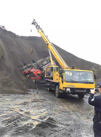 诸暨上犹道路救援